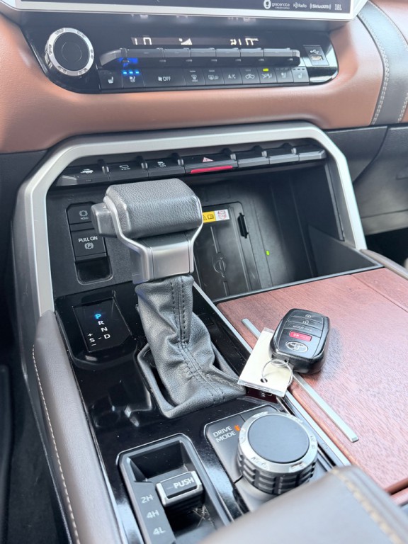 2024 Toyota Tundra Image 15