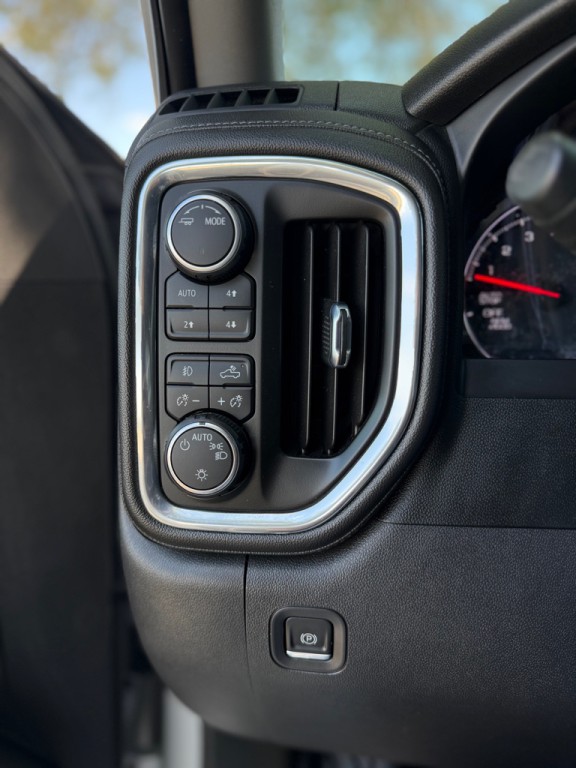 2021 Chevrolet Silverado 1500 Image 7