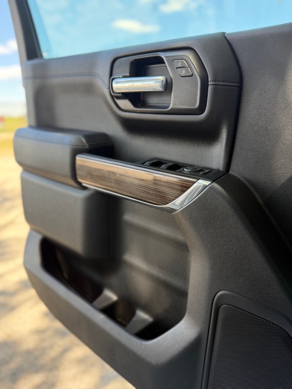 2021 Chevrolet Silverado 1500 Image 8