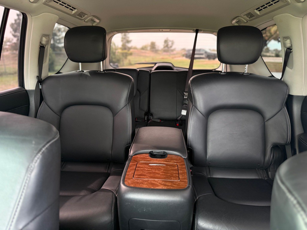 2018 INFINITI QX80 Image 3