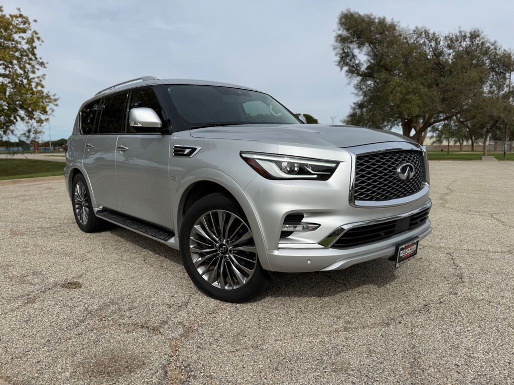 2018 INFINITI QX80 Image 10