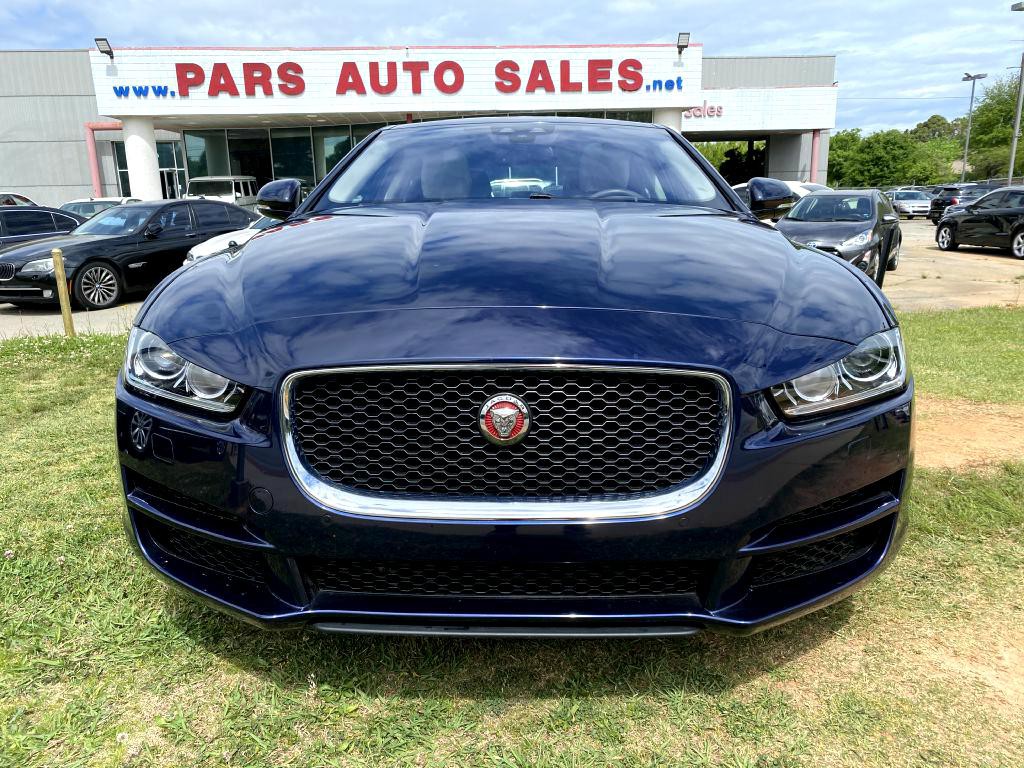 2017 Jaguar XE Image 1
