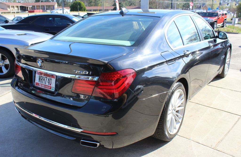 2014 BMW 7 Series Image 7