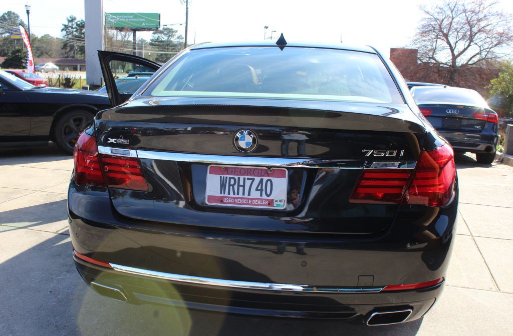 2014 BMW 7 Series Image 8