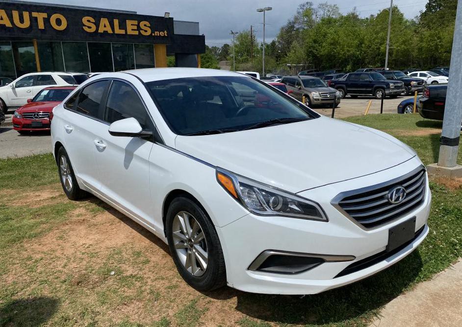 2017 Hyundai Sonata Image 2