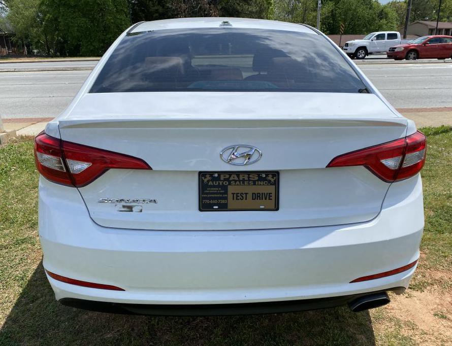 2017 Hyundai Sonata Image 3