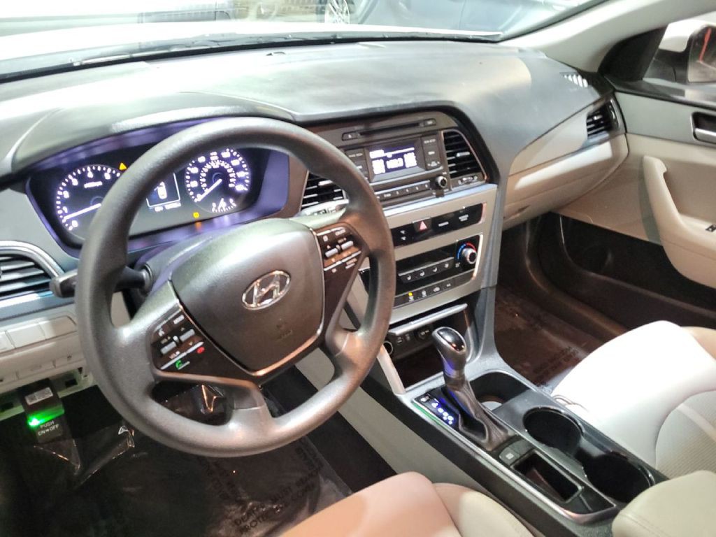 2017 Hyundai Sonata Image 15