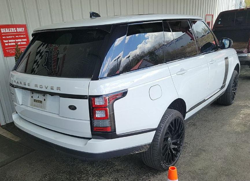 2017 Land Rover Range Rover Image 12