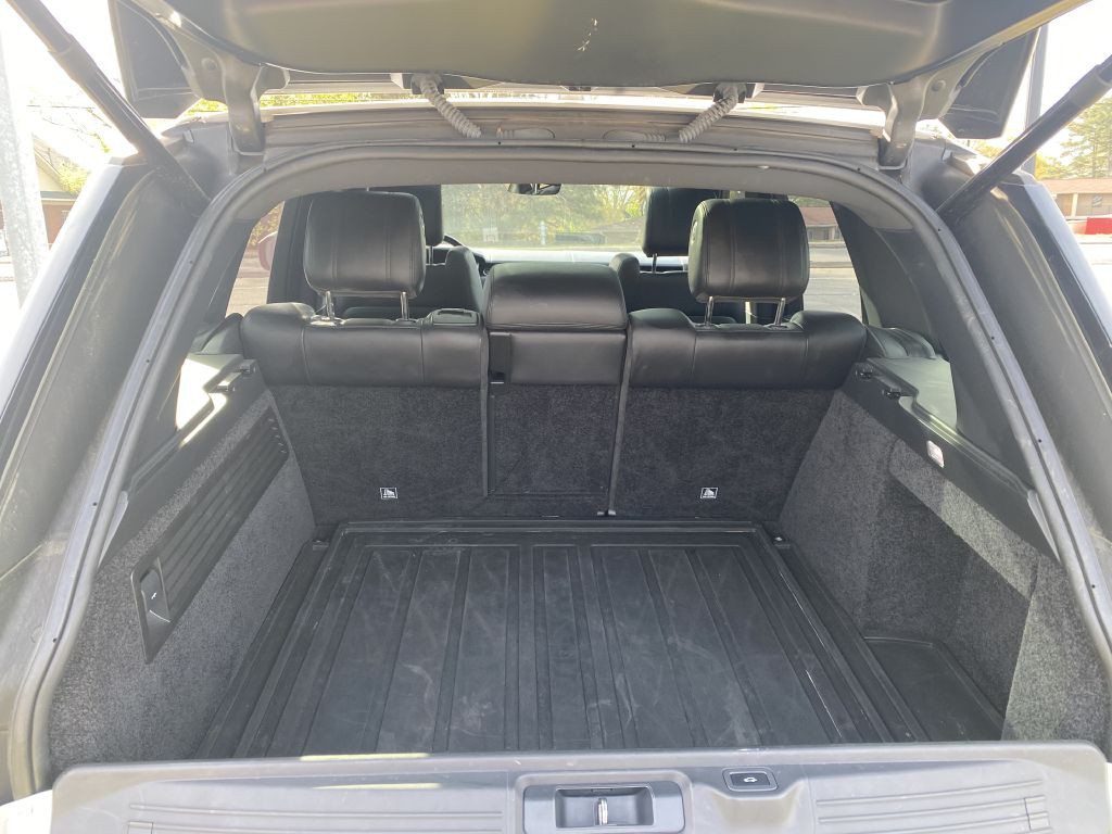 2017 Land Rover Range Rover Image 25