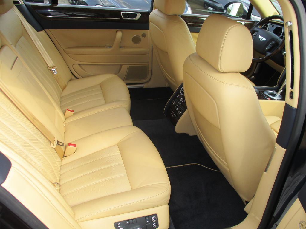 2012 Bentley Continental Image 16