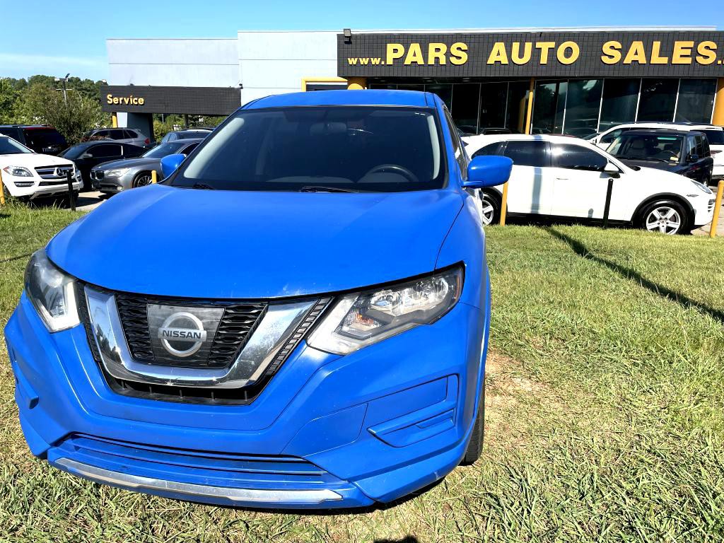 2017 Nissan Rogue Image 2