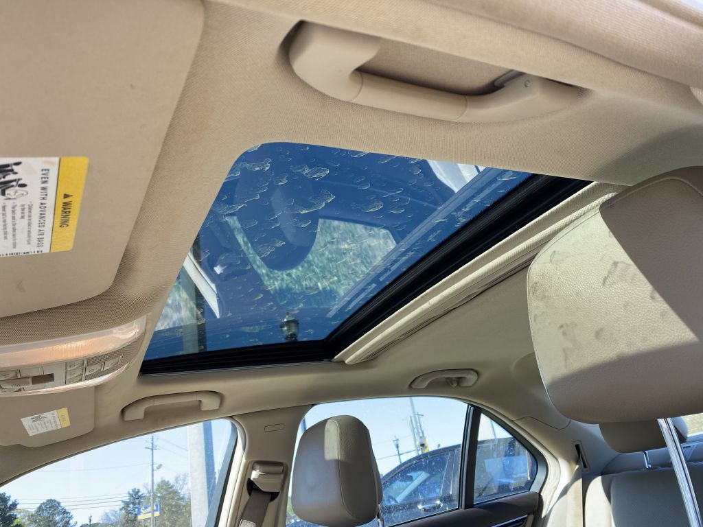 2014 Mercedes-Benz C-Class Image 14