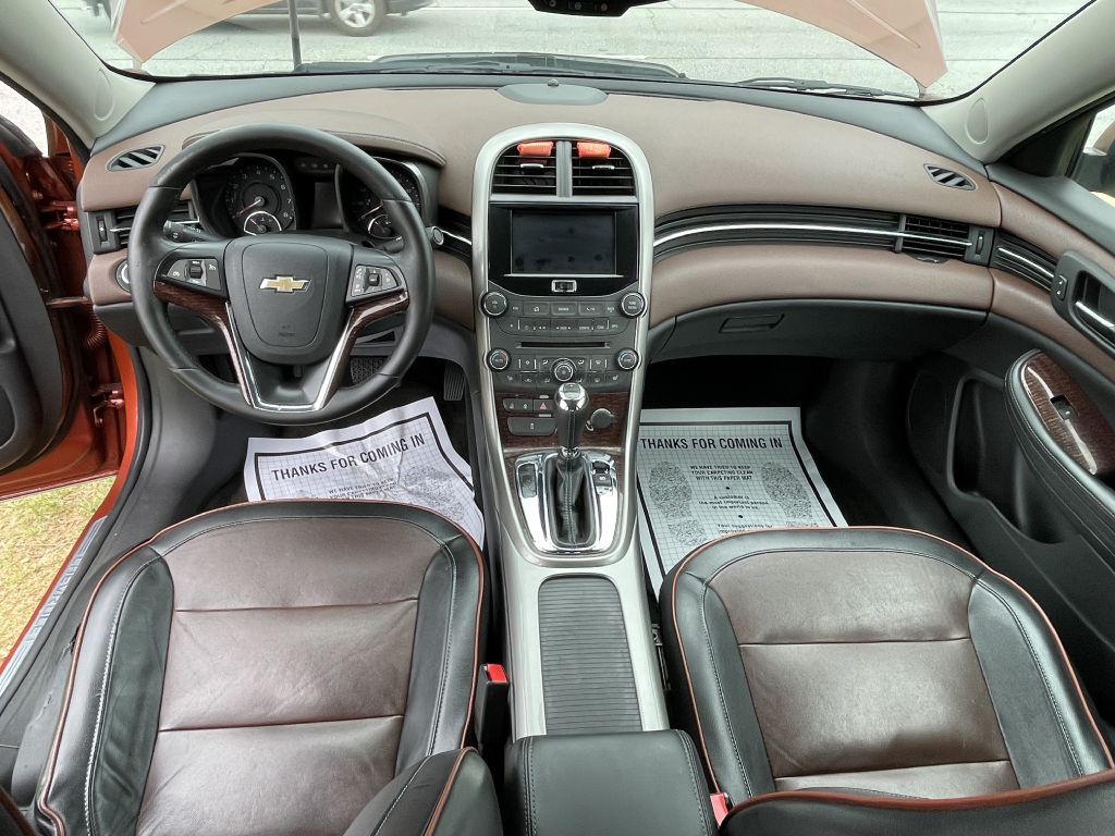 2013 Chevrolet Malibu Image 17