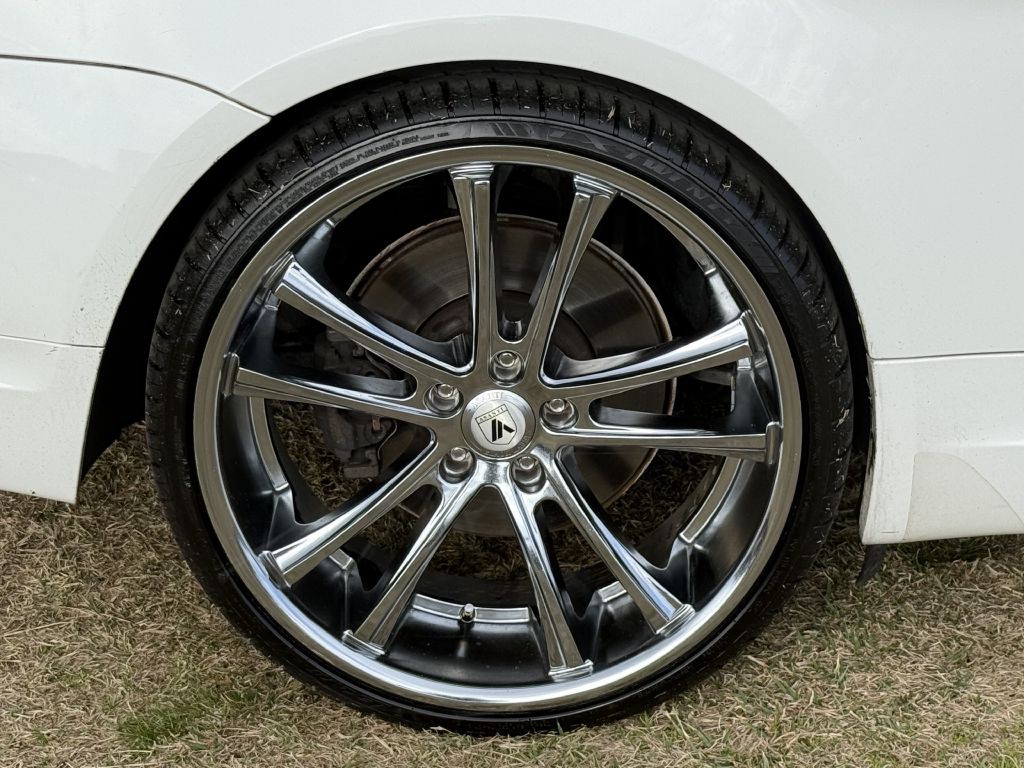 2005 BMW 6 Series Image 24