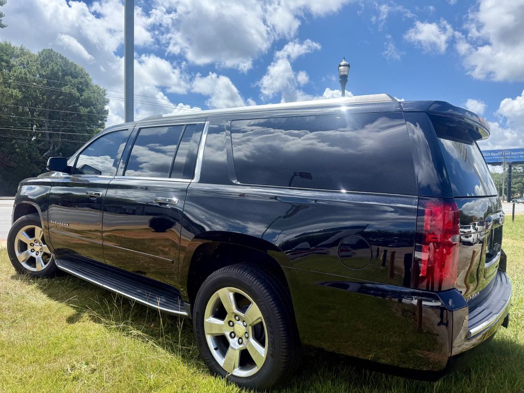 2017 Chevrolet Suburban Image 15