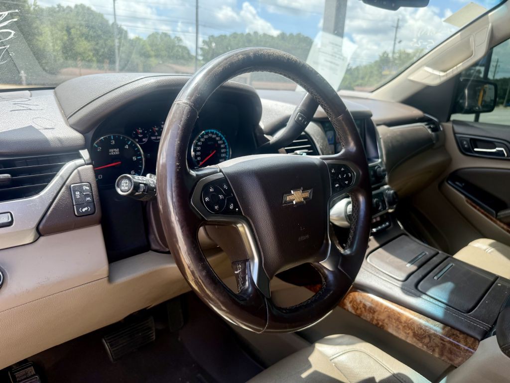 2017 Chevrolet Suburban Image 21