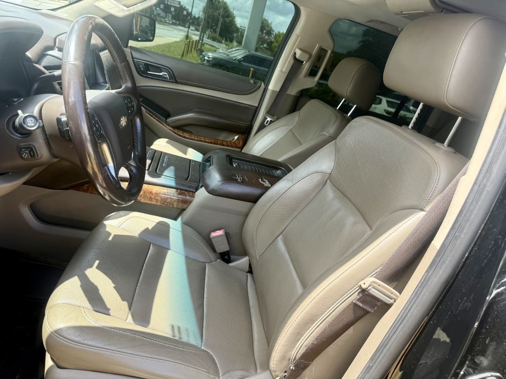 2017 Chevrolet Suburban Image 22