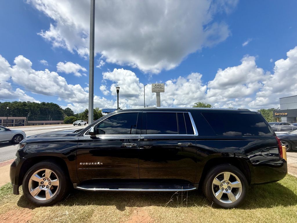 2017 Chevrolet Suburban Image 23