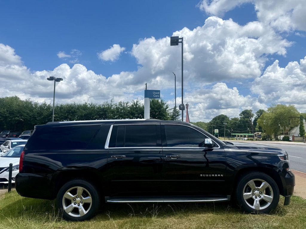2017 Chevrolet Suburban Image 25