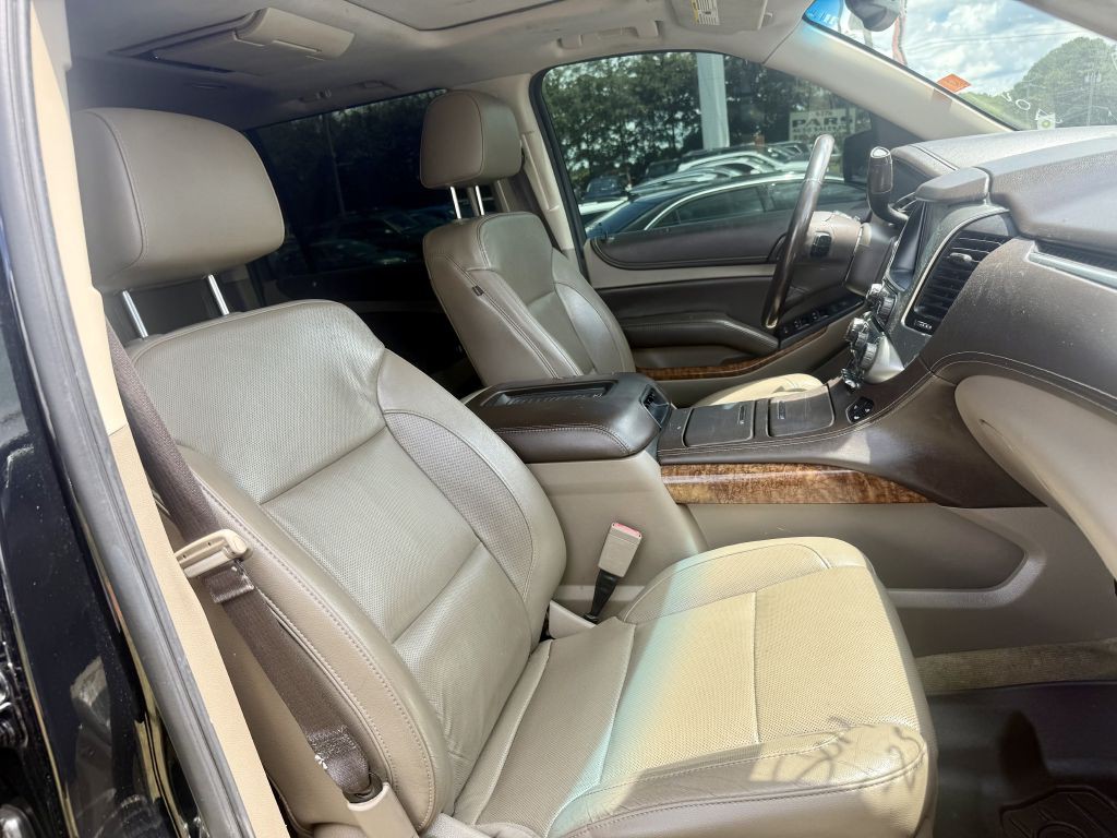 2017 Chevrolet Suburban Image 27