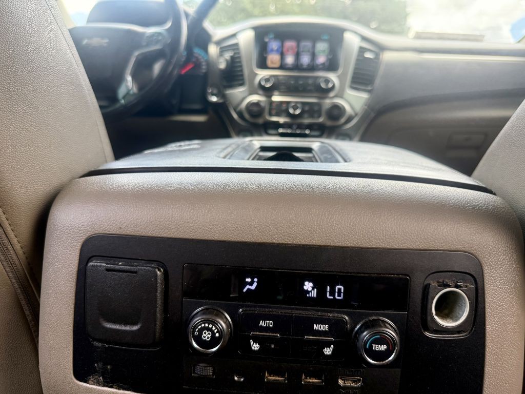 2017 Chevrolet Suburban Image 31