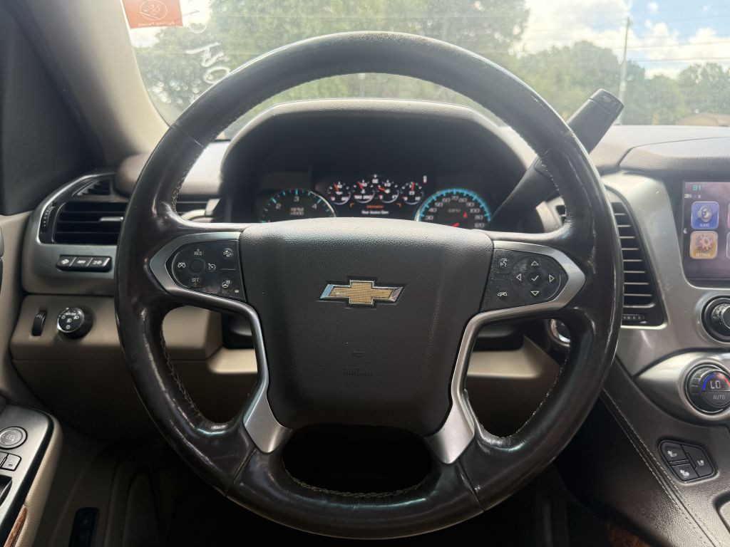 2017 Chevrolet Suburban Image 35