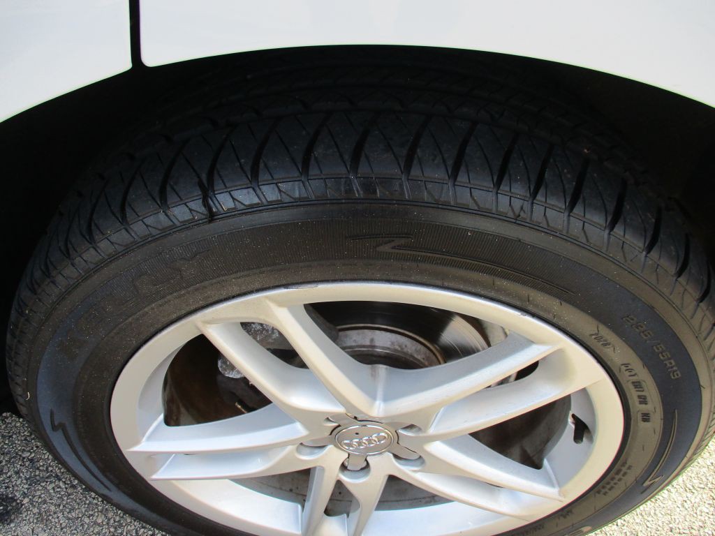 2015 Audi Q5 Image 18