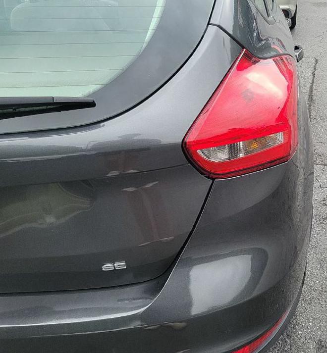 2017 Ford Focus Image 13