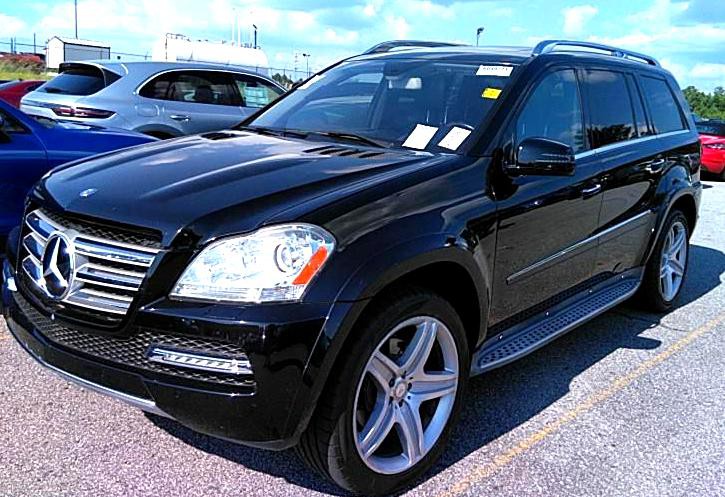2012 Mercedes-Benz GL-Class Image 4