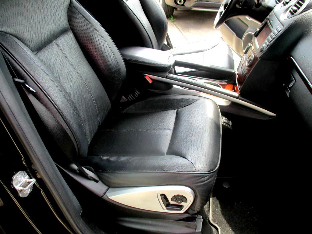 2012 Mercedes-Benz GL-Class Image 10