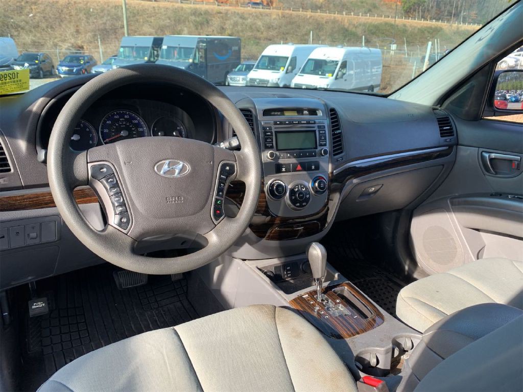 2012 Hyundai Santa Fe Image 8