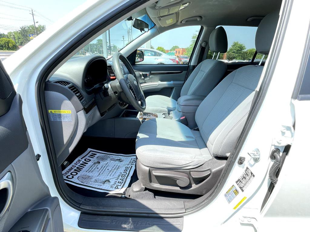 2012 Hyundai Santa Fe Image 21