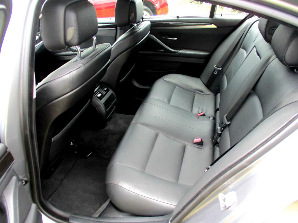 2011 BMW 5 Series Image 11