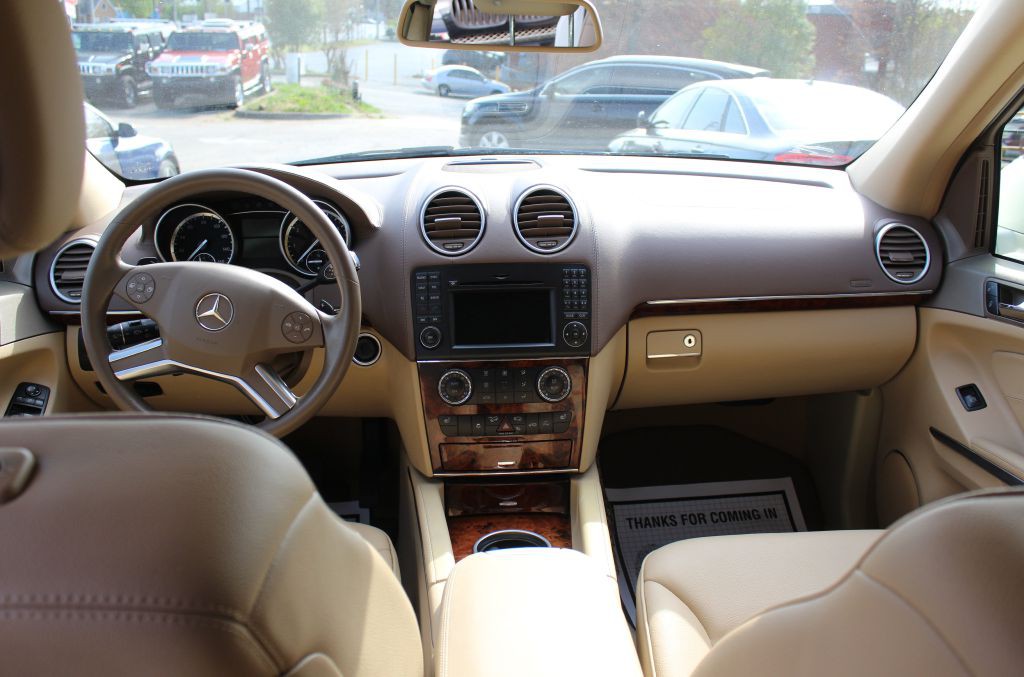 2012 Mercedes-Benz GL-Class Image 14