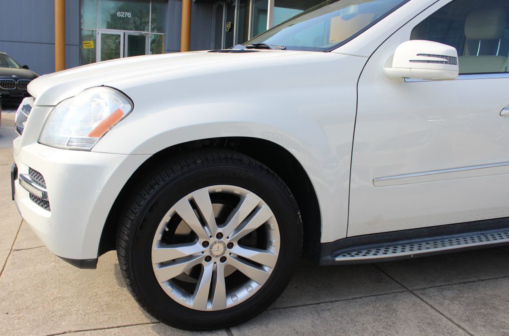 2012 Mercedes-Benz GL-Class Image 15