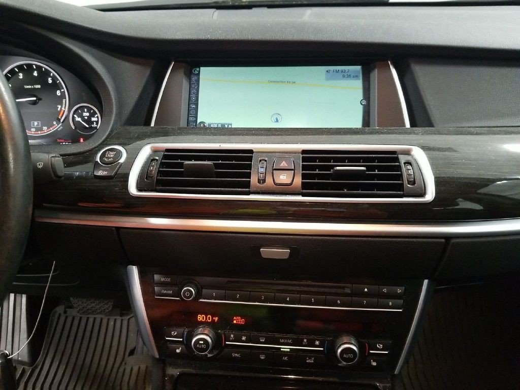 2014 BMW 5 Series Image 10
