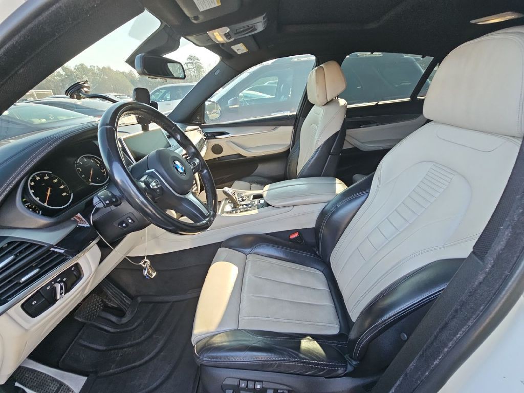 2015 BMW X6 Image 11
