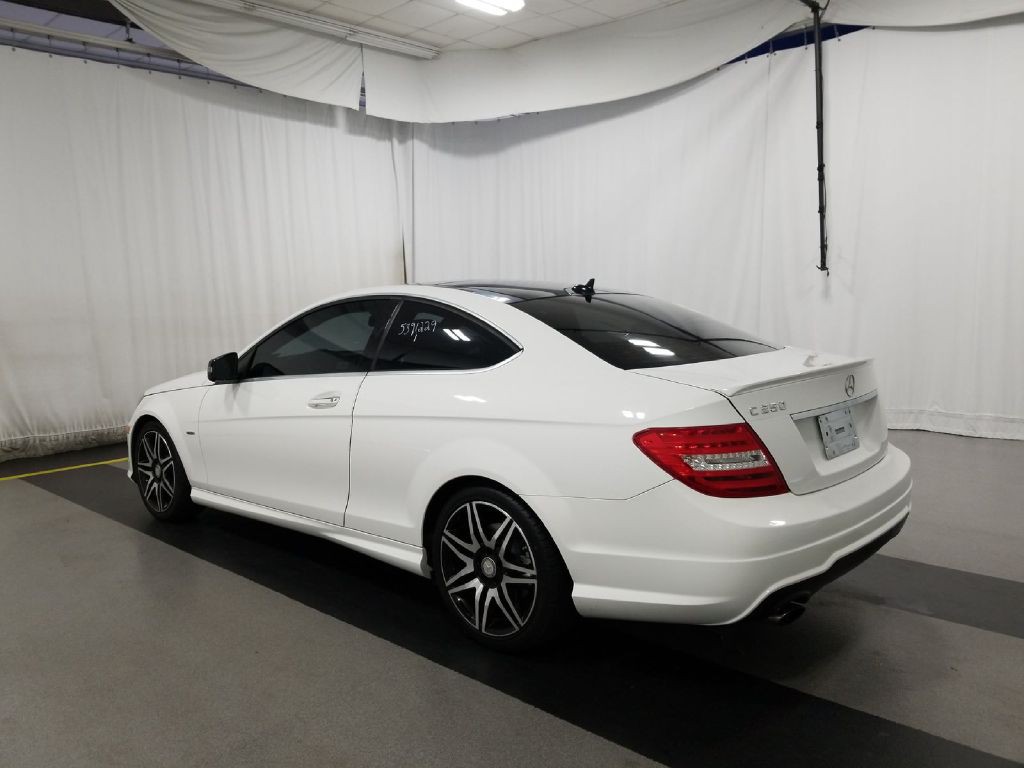 2015 Mercedes-Benz CLA-Class Image 4