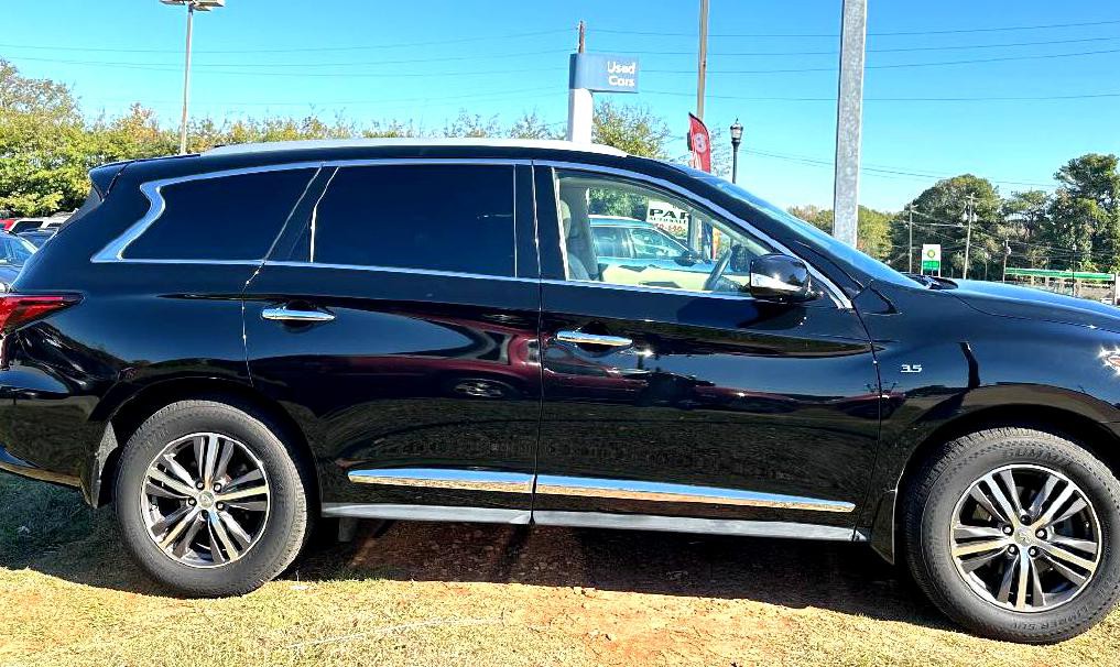 2017 INFINITI QX60 Image 4