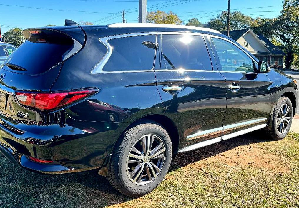 2017 INFINITI QX60 Image 7