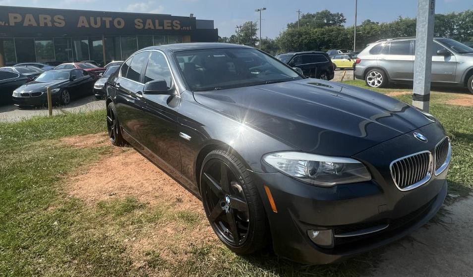 2012 BMW 5 Series Image 1