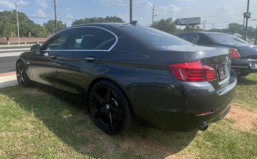 2012 BMW 5 Series Image 2