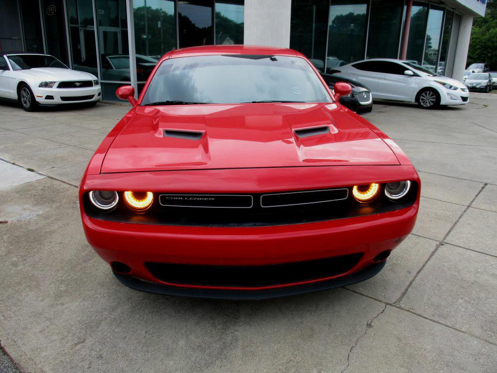 2016 Dodge Challenger Image 3
