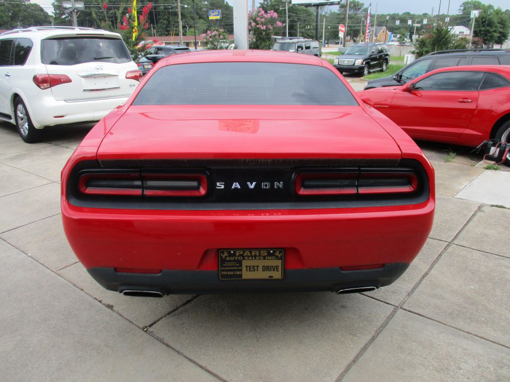 2016 Dodge Challenger Image 12