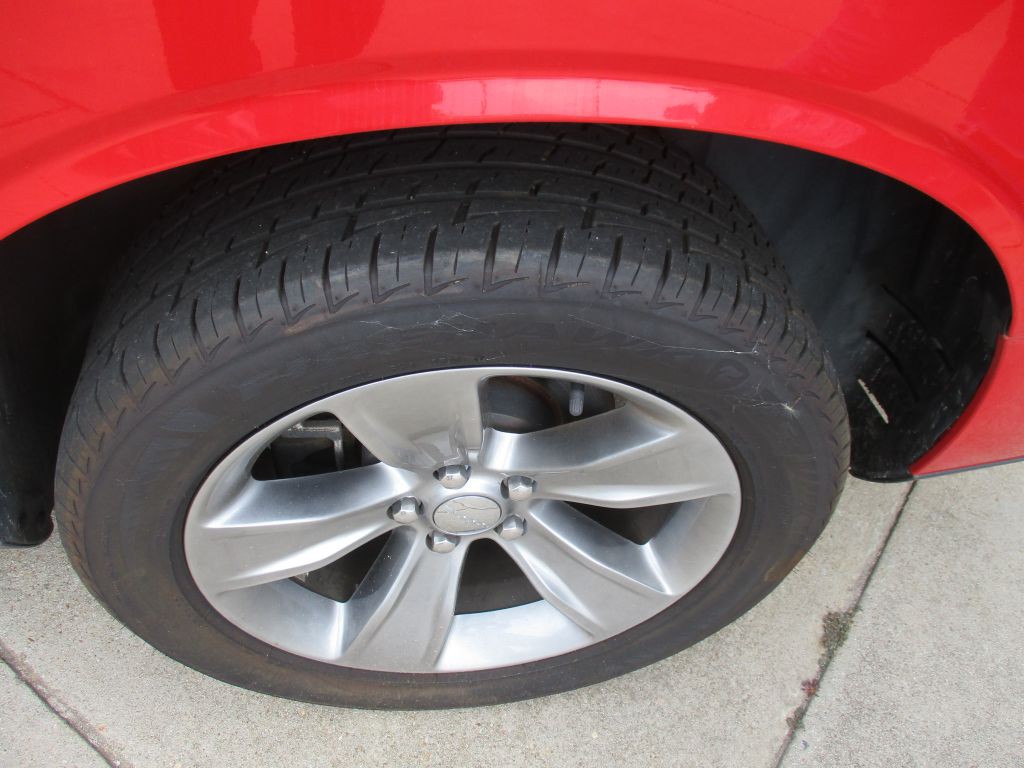 2016 Dodge Challenger Image 20