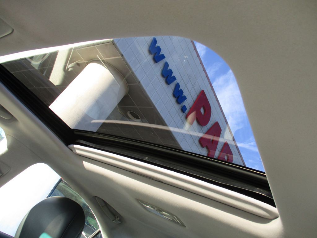 2010 Lexus HS Image 11