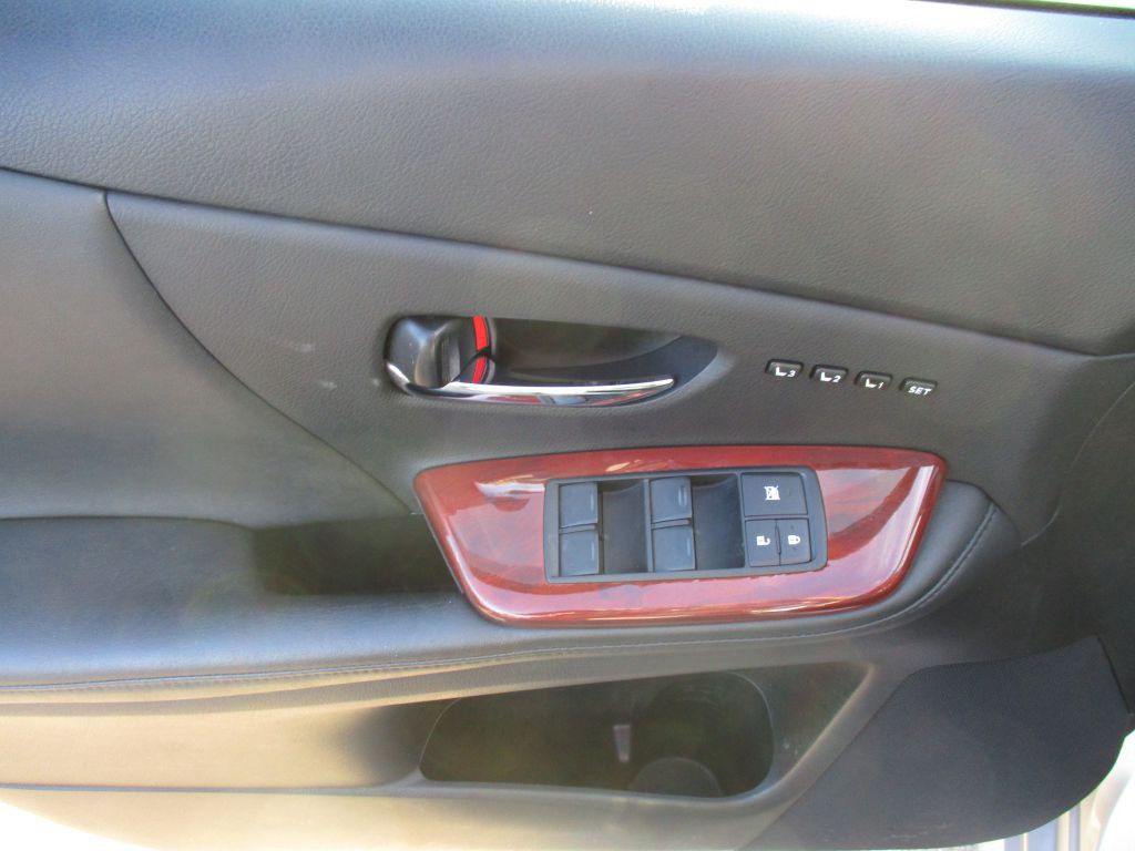 2010 Lexus HS Image 13