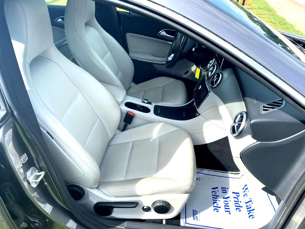 2015 Mercedes-Benz CLA-Class Image 10