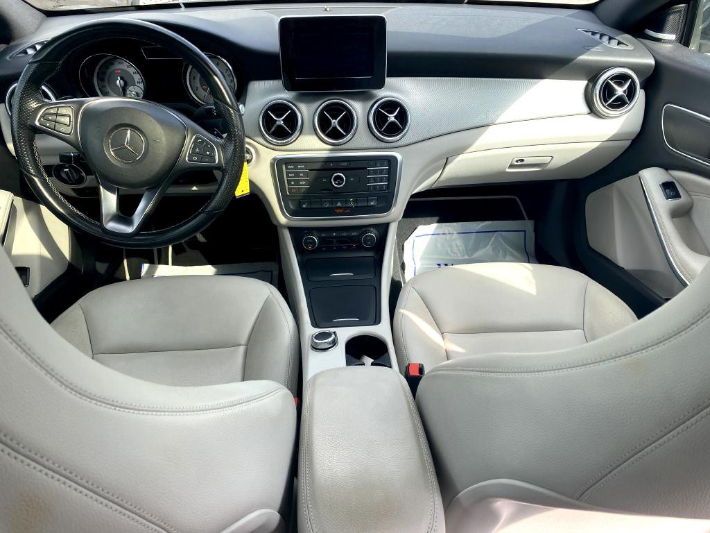 2015 Mercedes-Benz CLA-Class Image 11
