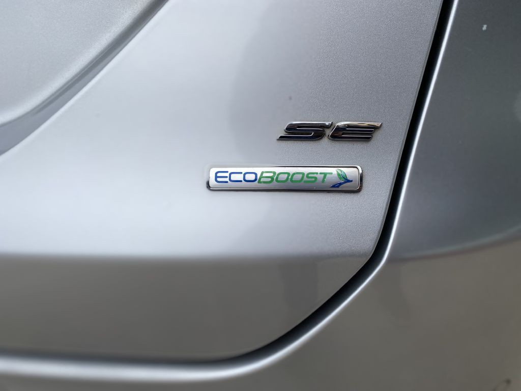 2016 Ford Fusion Image 21